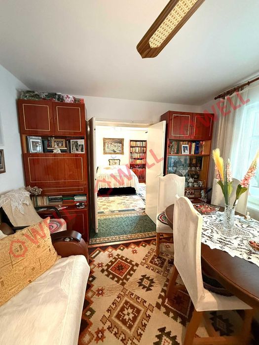 OFERTĂ SPECIALĂ!  Apartament cu 4 camere de vânzare !!