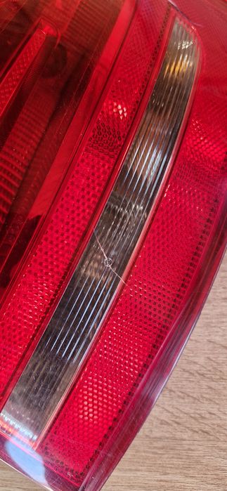 Tripla dreapta audi a4 b8