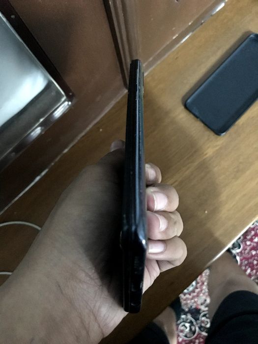 Samsung a50 yahshi holatda