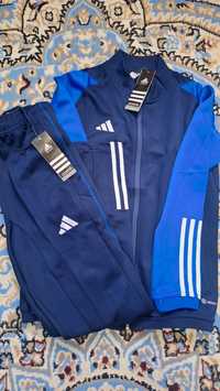 Adidas спорткостюм