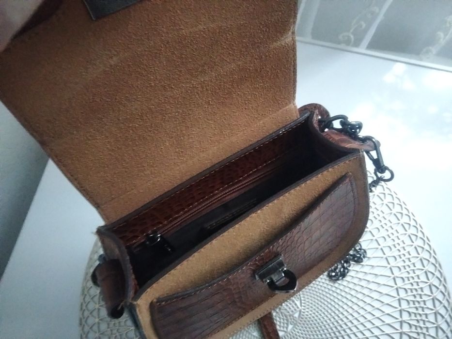 Продам женскую сумку Италия