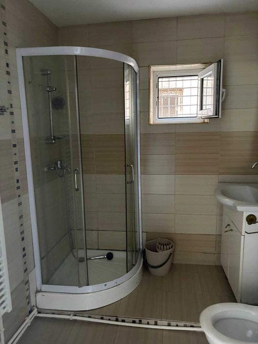 Apartament 3 camere dec. Micro 16 , et. 4