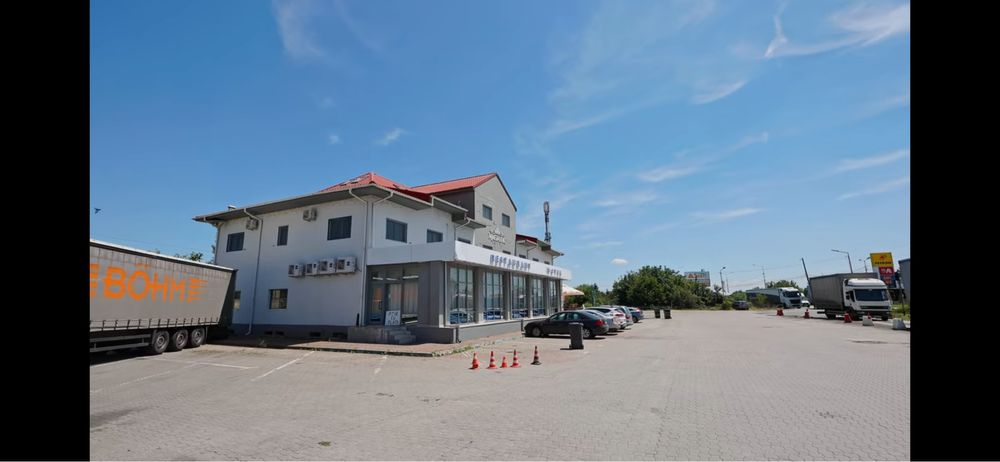 Cladire hotel , birouri , azil, spatii depozitare