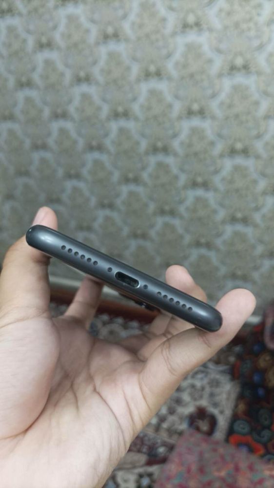 iPhone 11 toza telefon