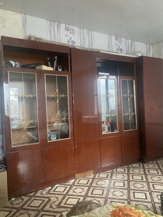 Продам стенку в зал