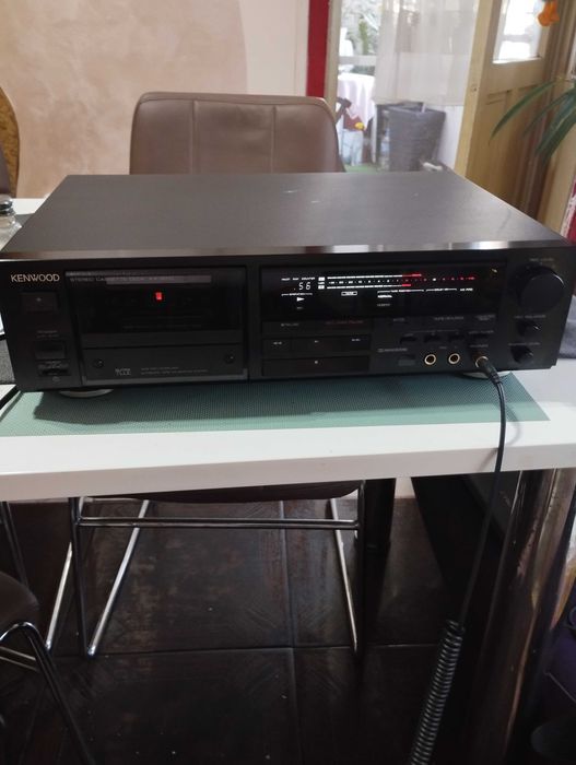 Триглав дек KENWOOD KX 9010 цена 350лв