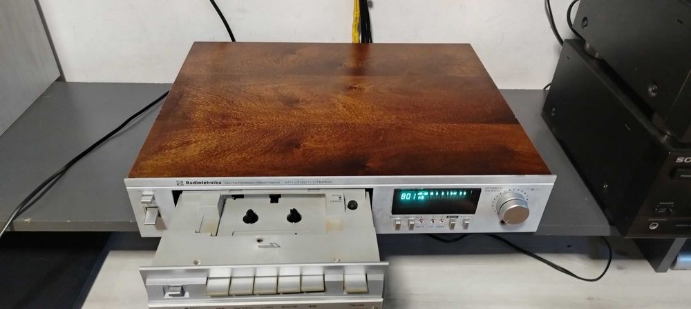 Casetofon deck Radio tehnika