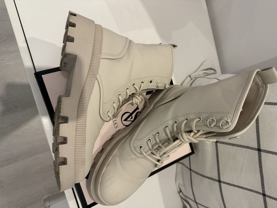 Ghete bocanci crem 37-38