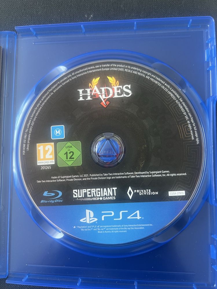 Hades за Playstation 4