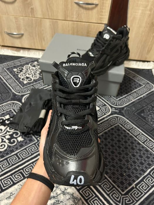 Balenciaga Runner negri