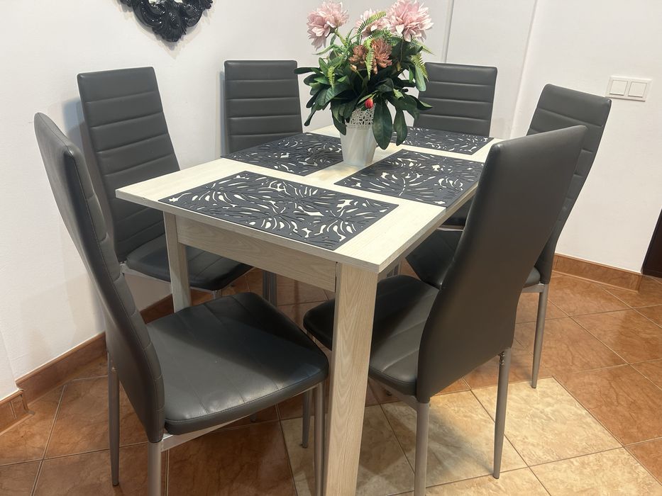 Vand masa extensibila   Cu 6 scaune