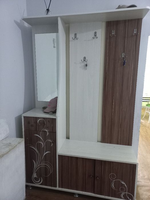 Прихожка в хорошем состояний