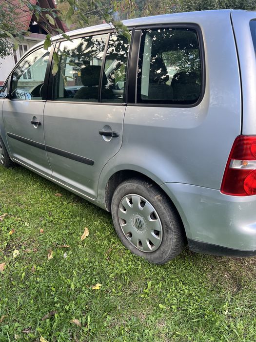 Volkswagen Touran 2.0 TDI 2004, motor bun, uzura conform varstei