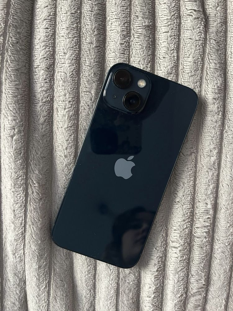 продам iphone 13