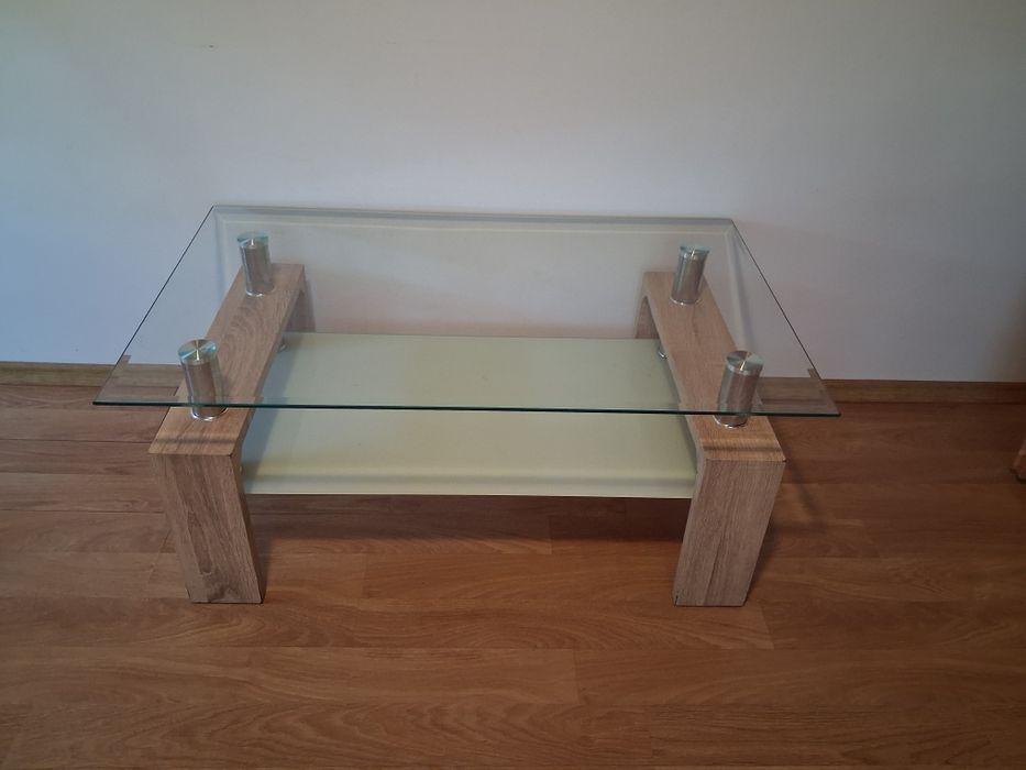 Masa de cafea din striclă