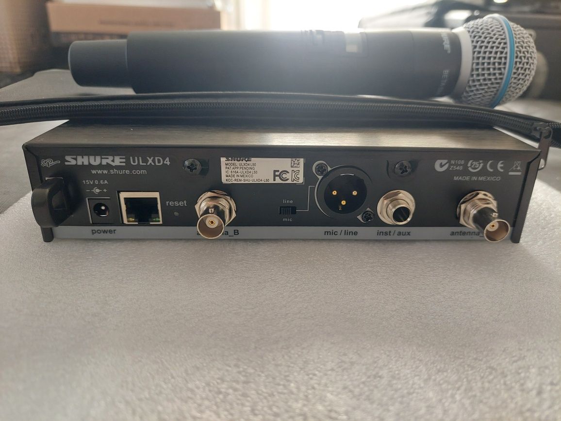 Vand microfon Shure ULXD beta 58, exact ce se vede