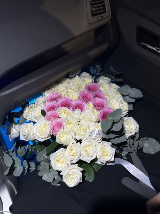 Продам Букет Буква М