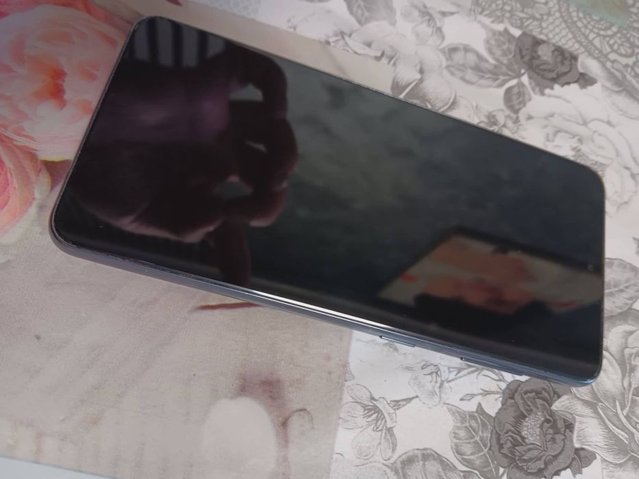 Vând Samsung s21 256 gb