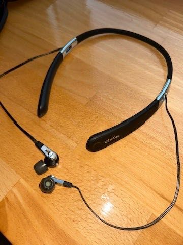 Casti premium in-ear DENON AH-C820W, curate, ca noi