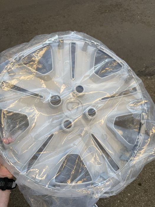 Capac original pentru roata Dacia Renault