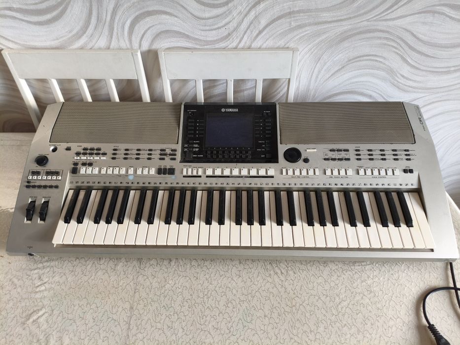 Синтезатор Yamaha OR-700