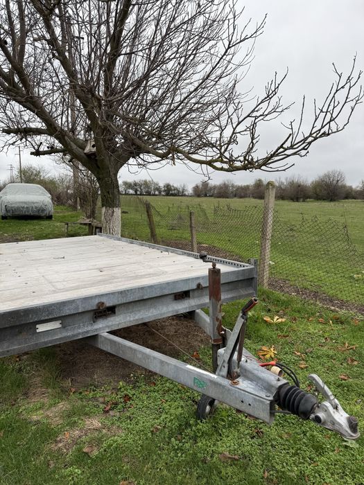 продавам платформа за кола