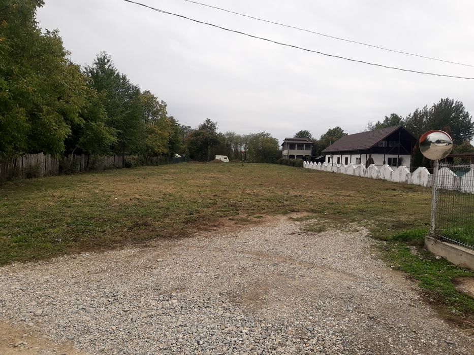Vând teren intravilan 1000m Valea Voievozilor