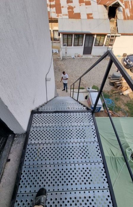 Scari galvanizate metalice