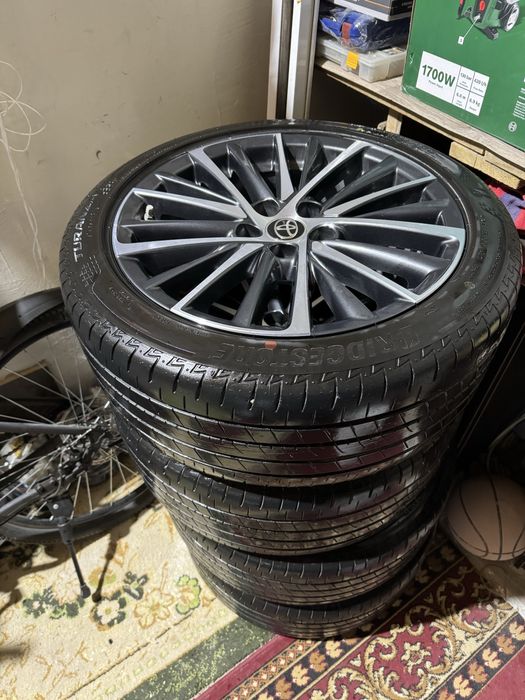 Оригинал ЛЕКСУС ES 235/45/18