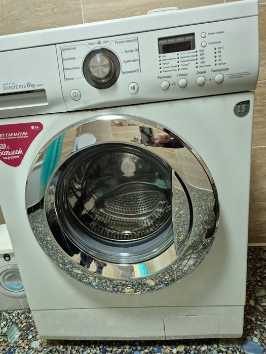 Продам стиральную машину LG