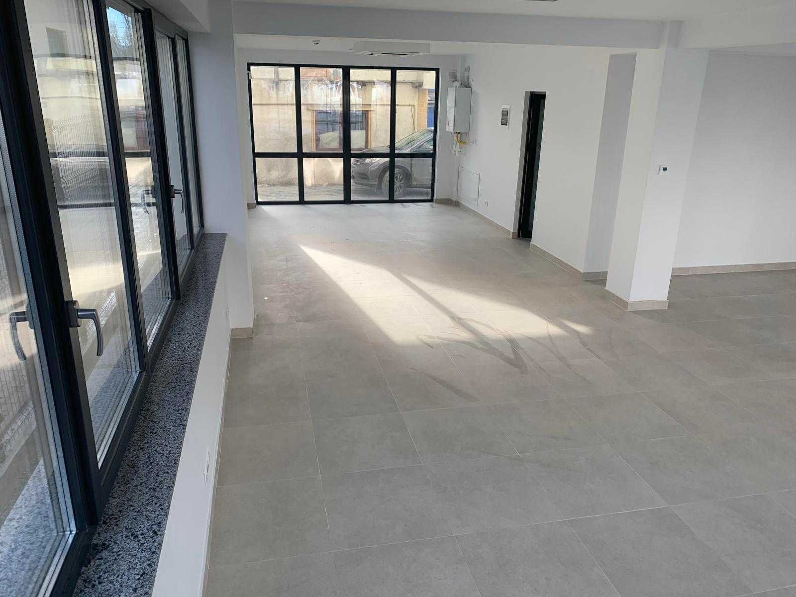 85mp spatiu comercial/birou clasa A, locuri de parcare, Bd. Pacurari