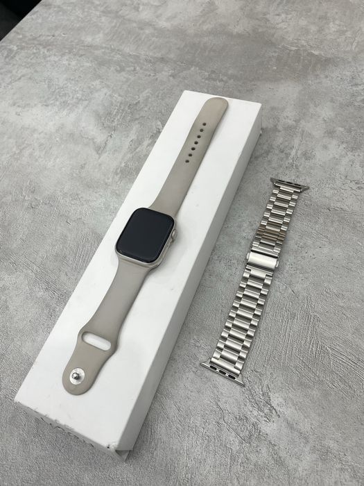 Смарт-часы Apple Watch Series 8 M/L 45 мм starlight-бежевый