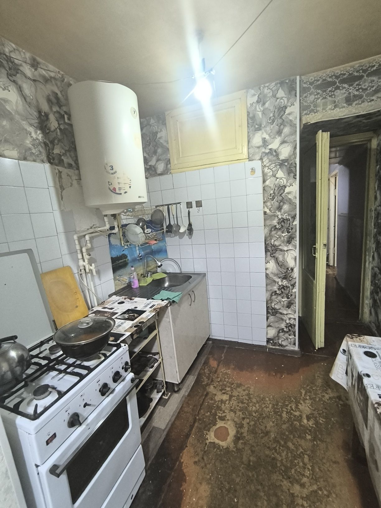Продается 3-х комнатная квартира в городе Янгиюле.