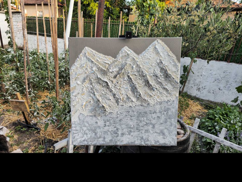 „Планини в текстура“-Релефна картина