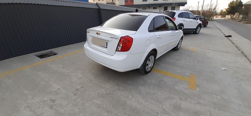 Laseti tezda sotladi