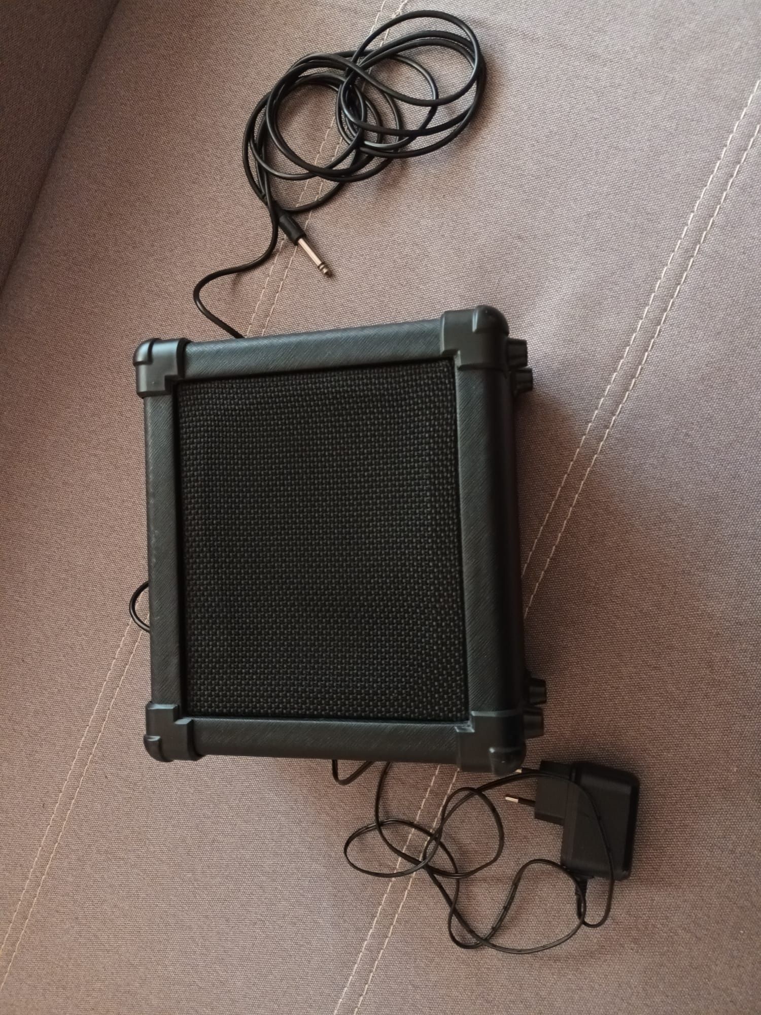 Chitara electrica IBANEZ GIO cu amplificator