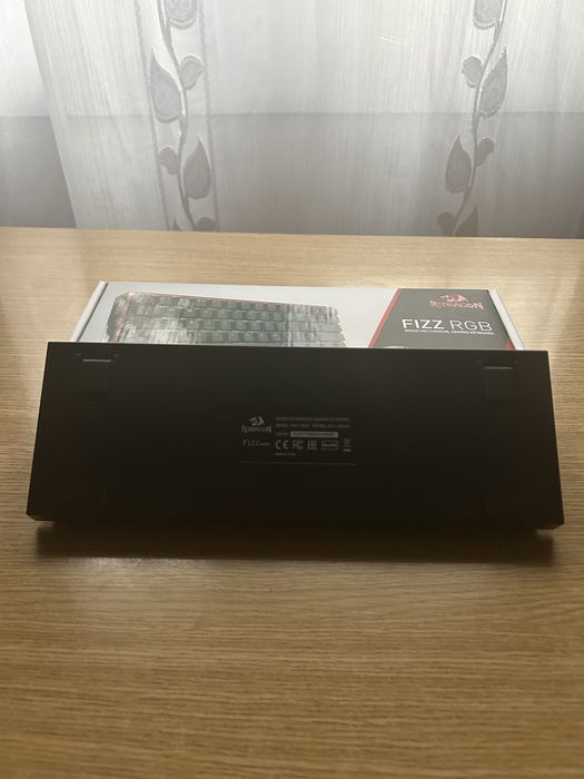 Tastatură mecanică Redragon tkl k617 rgb - accept doar plata ramburs !