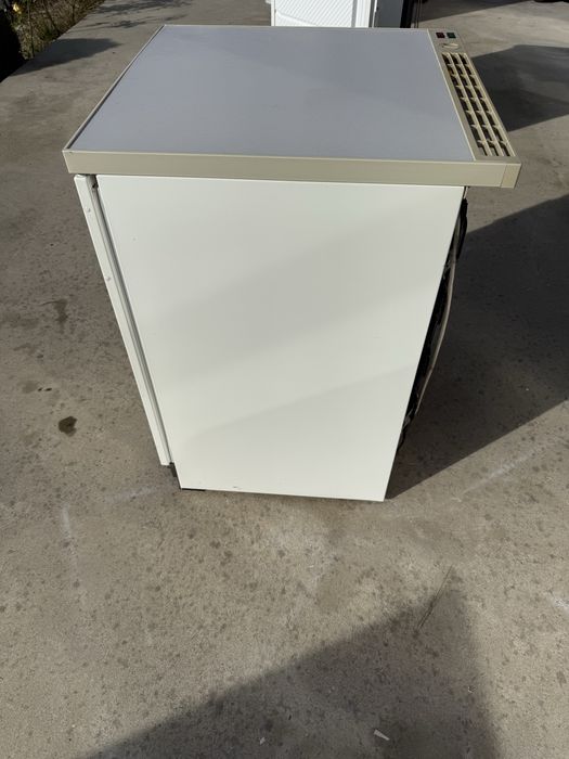 Малък фризер 4 чекмеджета Siemens