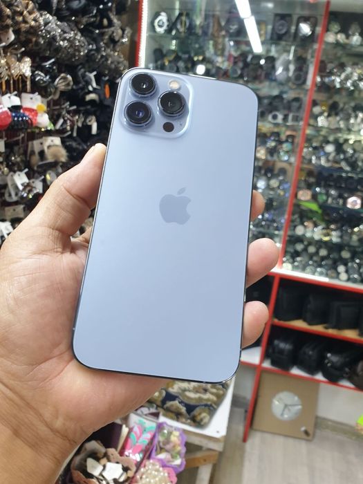 iPhone 13 про  макс  256 памят  89 ёмкост
