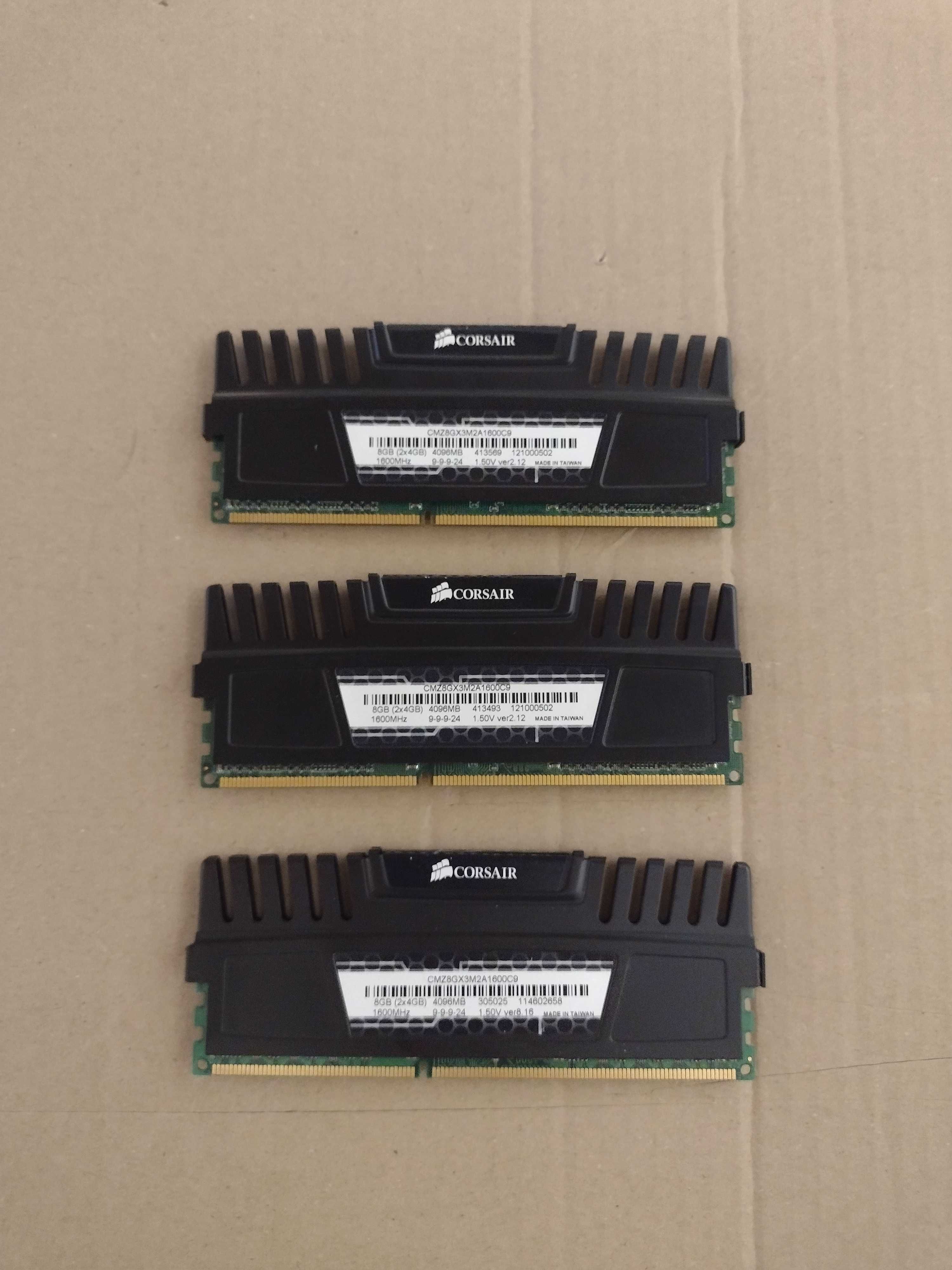 Kit memorii Dual Channel Corsair VENGEANCE 8GB 2 x 4GB  DDR3  1600MHz