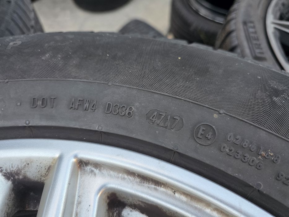 4бр Зимни гуми 255 60 18 - Continental