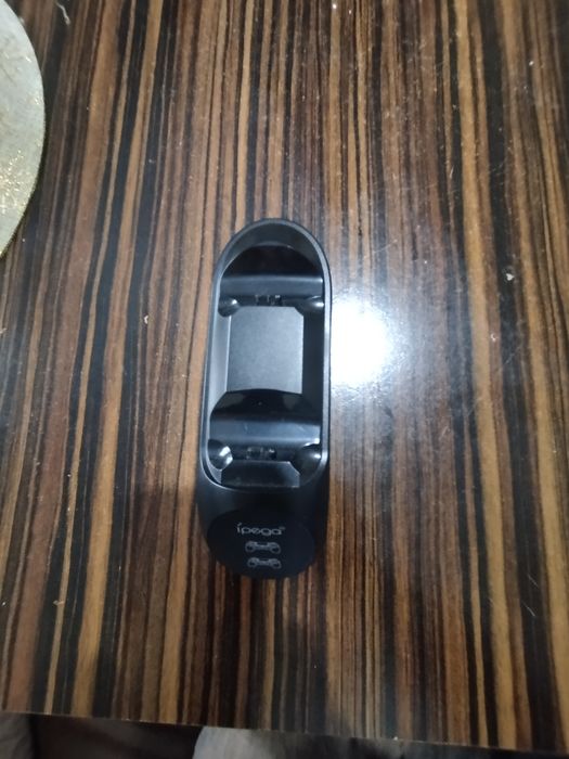 Докинг станция за джойстици на ps 4