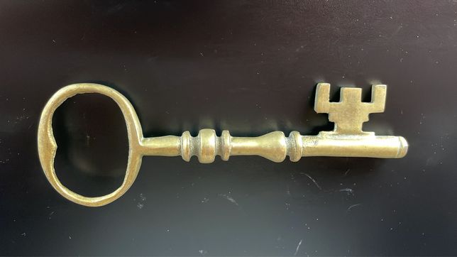Cheie din bronz pentru colectie