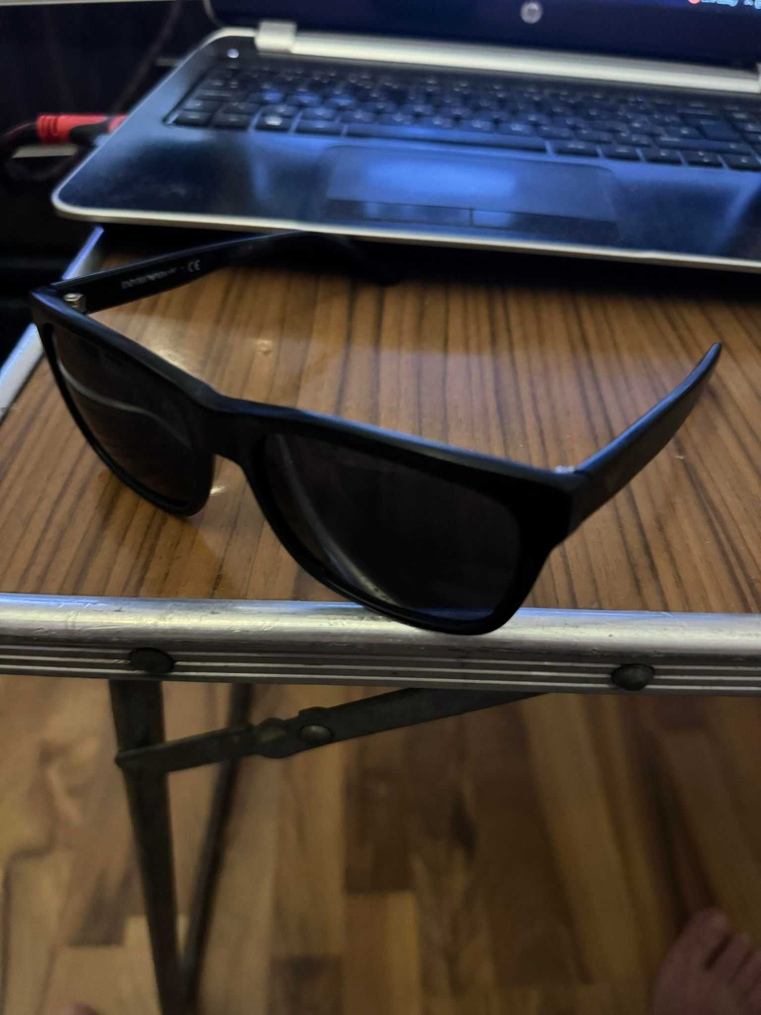 слънчеви черни очила Armani EA4033