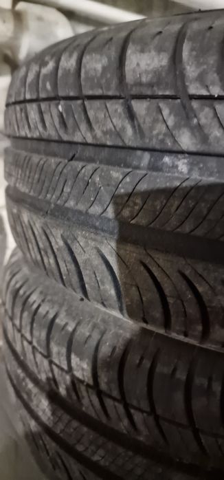 Vând cauciucuri vara 185 60 R14