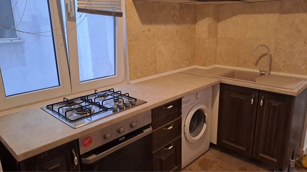 Inchiriez apartament 2 camere B-dul Unirii