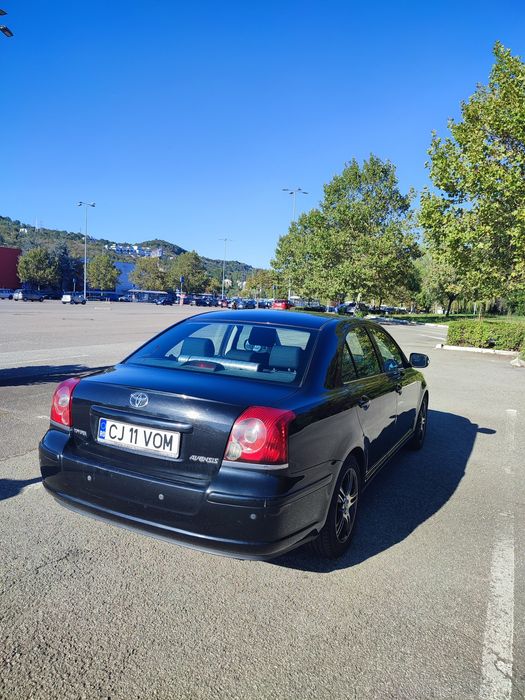 Toyota Avensis 1.8 benzină + GPL – 3500 euro