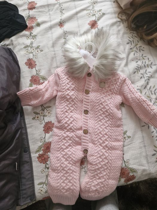 Вязаный детская комбинезон