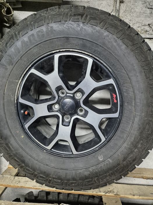 Оригинална джанта 17" 5х127 Jeep Wrangler Rubicon