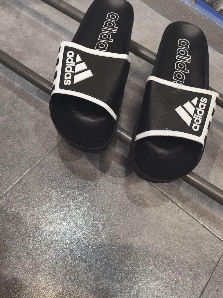 Adidas чехли 36-44 номер